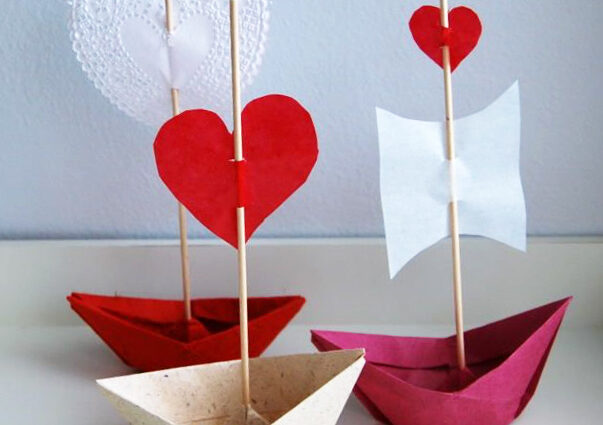 Paper boats and hearts